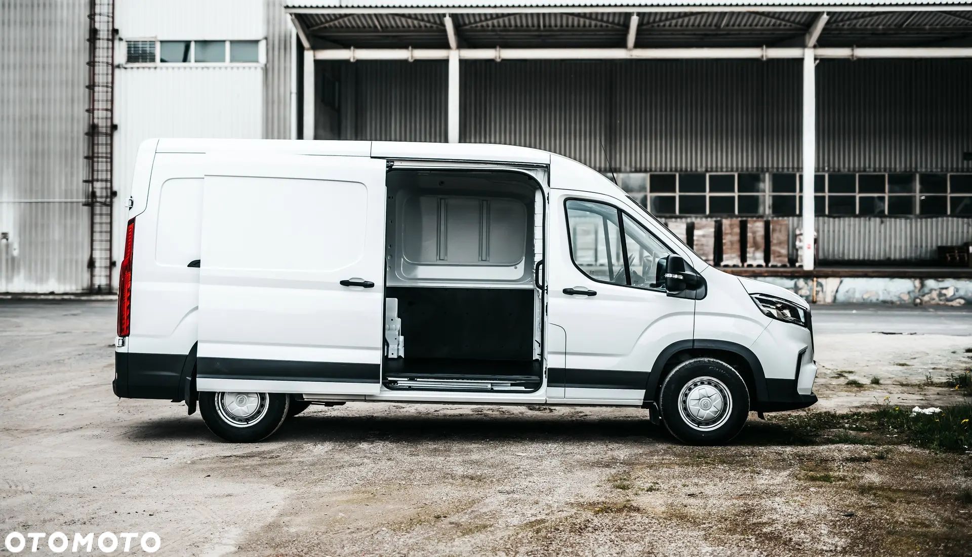 Maxus deliver-9 – samochód w salonie DealerAuto Wrocław, zdjęcie 12