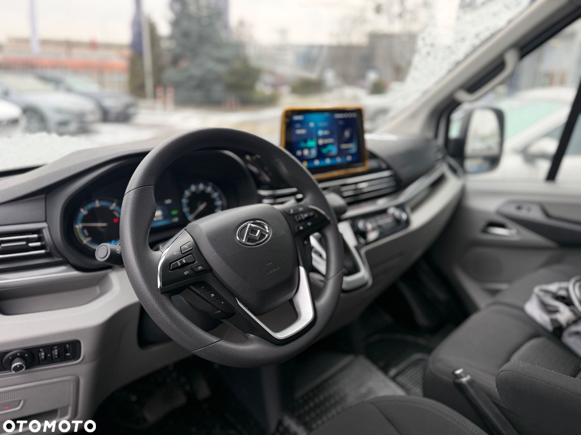 Maxus e-deliver-9 – samochód w salonie DealerAuto Wrocław, zdjęcie 11