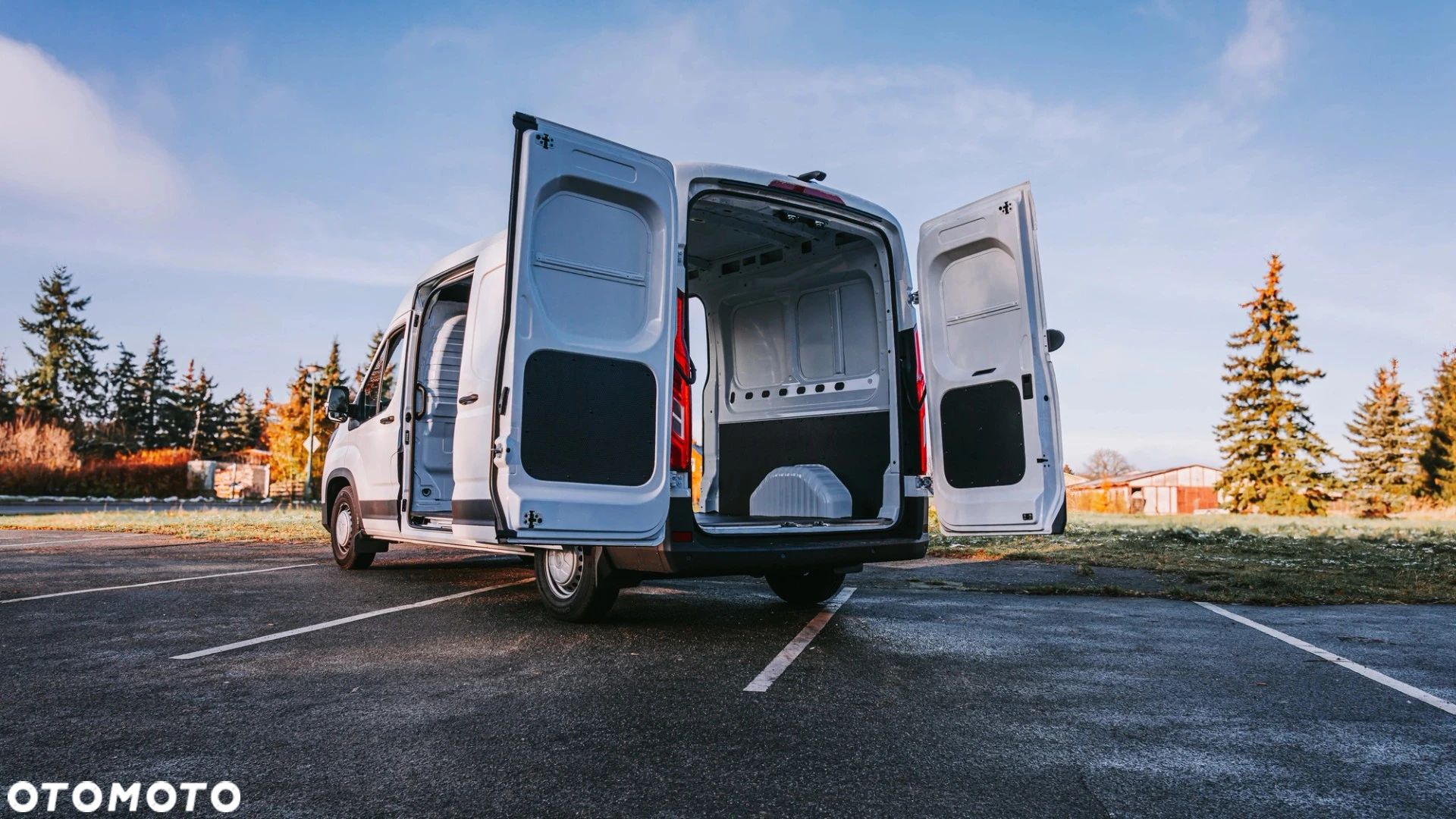 Maxus deliver-9 – samochód w salonie DealerAuto Wrocław, zdjęcie 8
