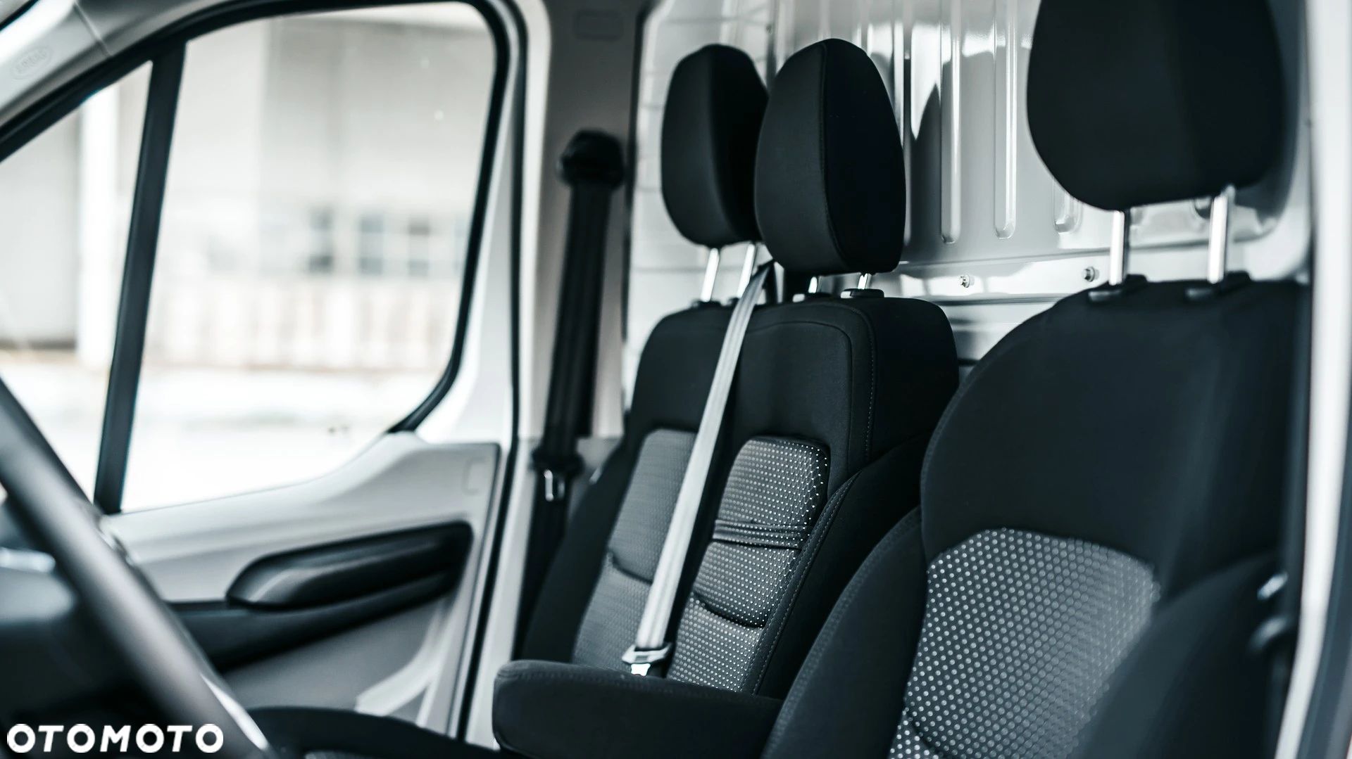 Maxus deliver-9 – samochód w salonie DealerAuto Wrocław, zdjęcie 7
